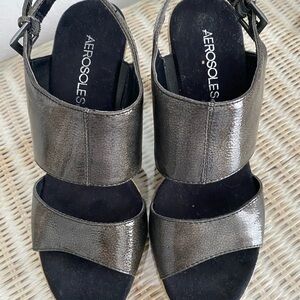 AEROSOLES Black Slip-On Sandals with Wide Straps